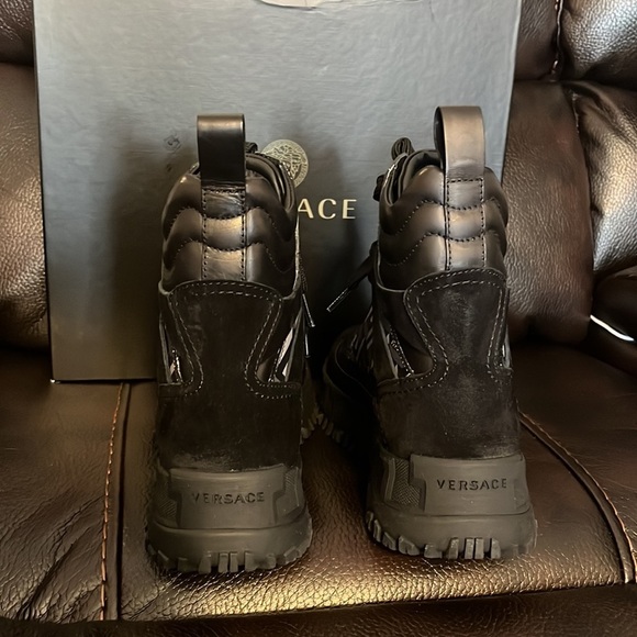 Versace La Greca leather suede monogram combat Boots NWB - Picture 5 of 7